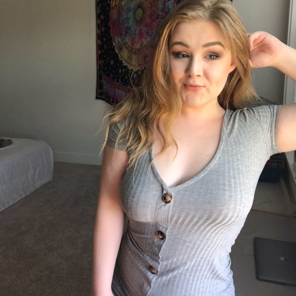 Meet your Posher, Natalia - Picture 1 of 1